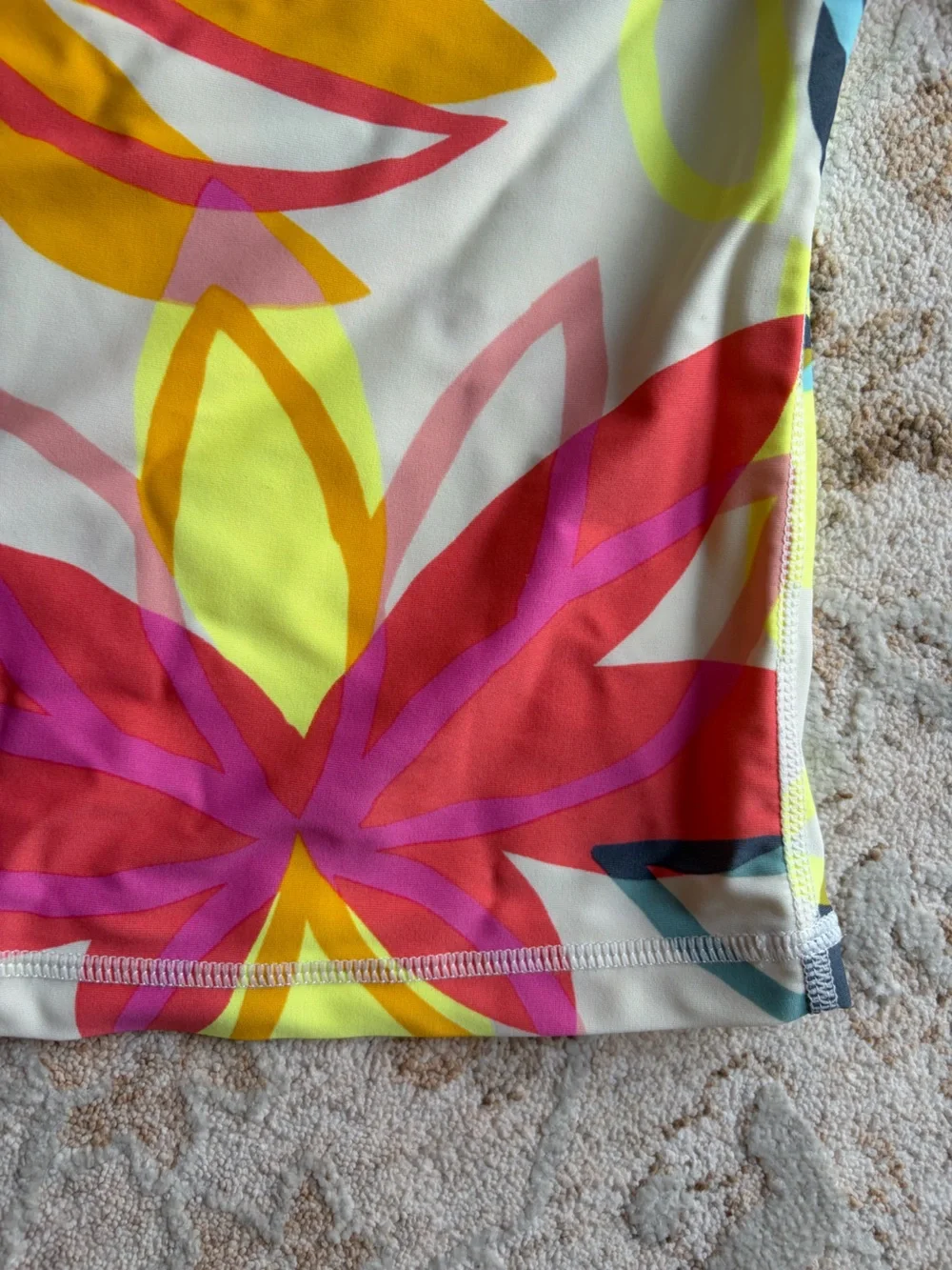 Colorful Floral Print Tea Collection Short Sleeve Rash Guard Top